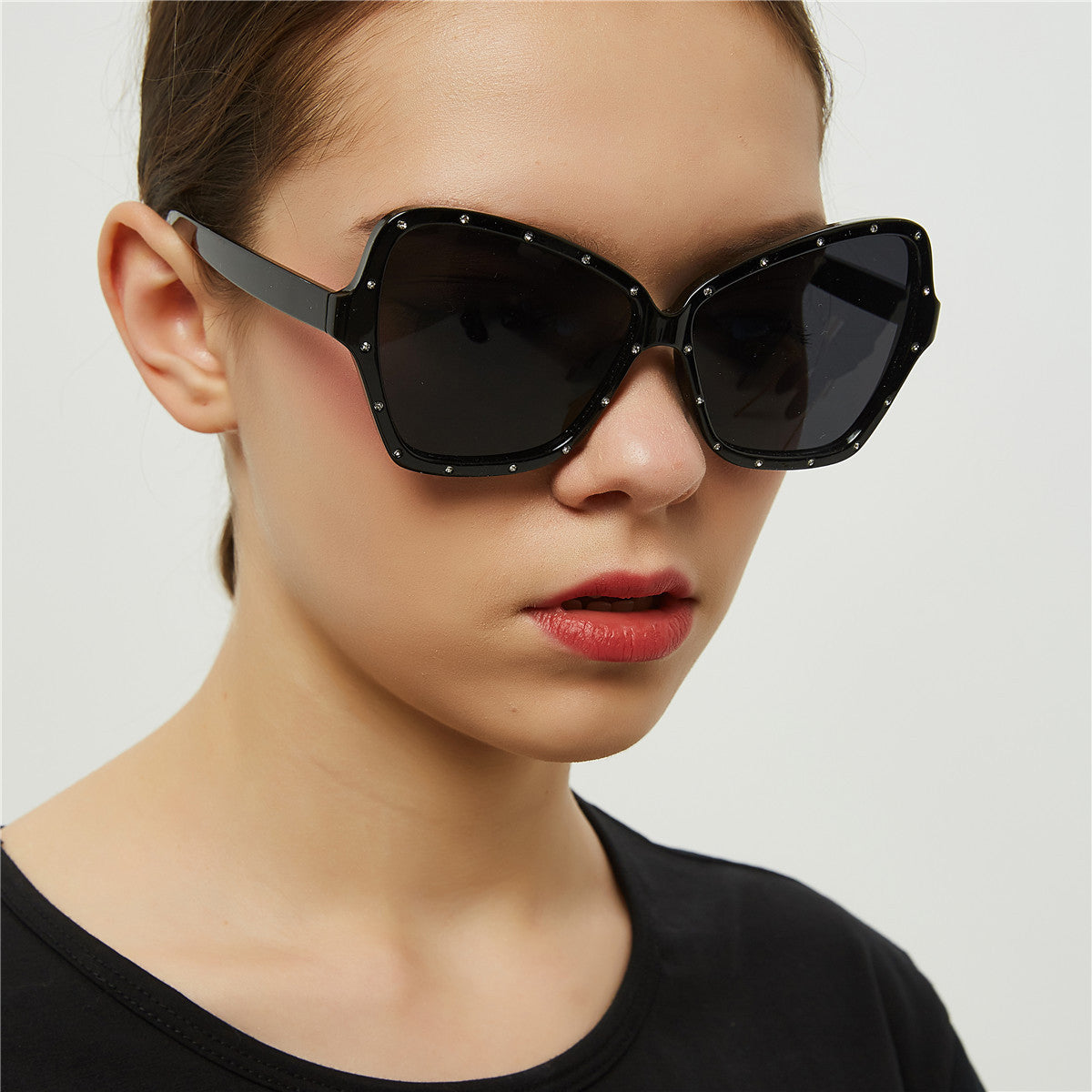 Oversized Sunglasses with  Rivets