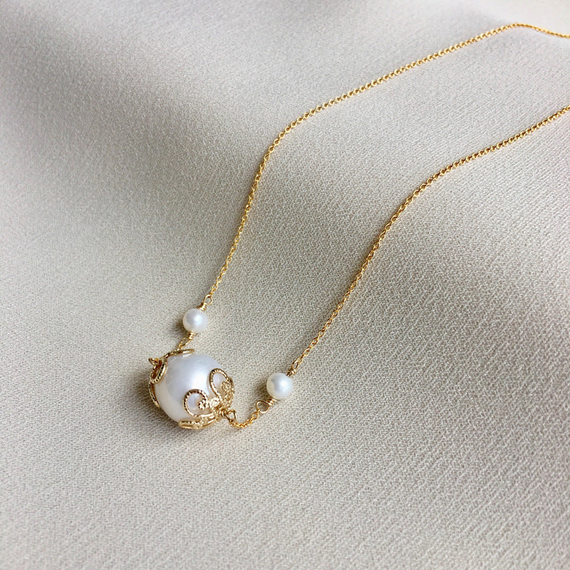 The One Pearl Necklace (Free pearl stud giveaway!)