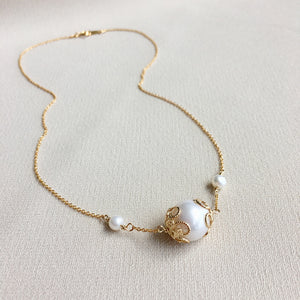The One Pearl Necklace (Free pearl stud giveaway!)