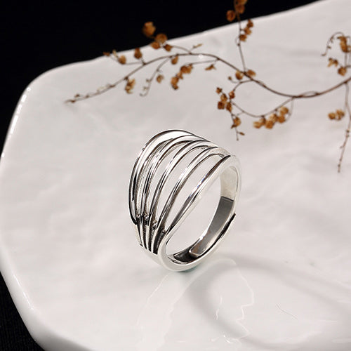 Delicate Hollow Ring